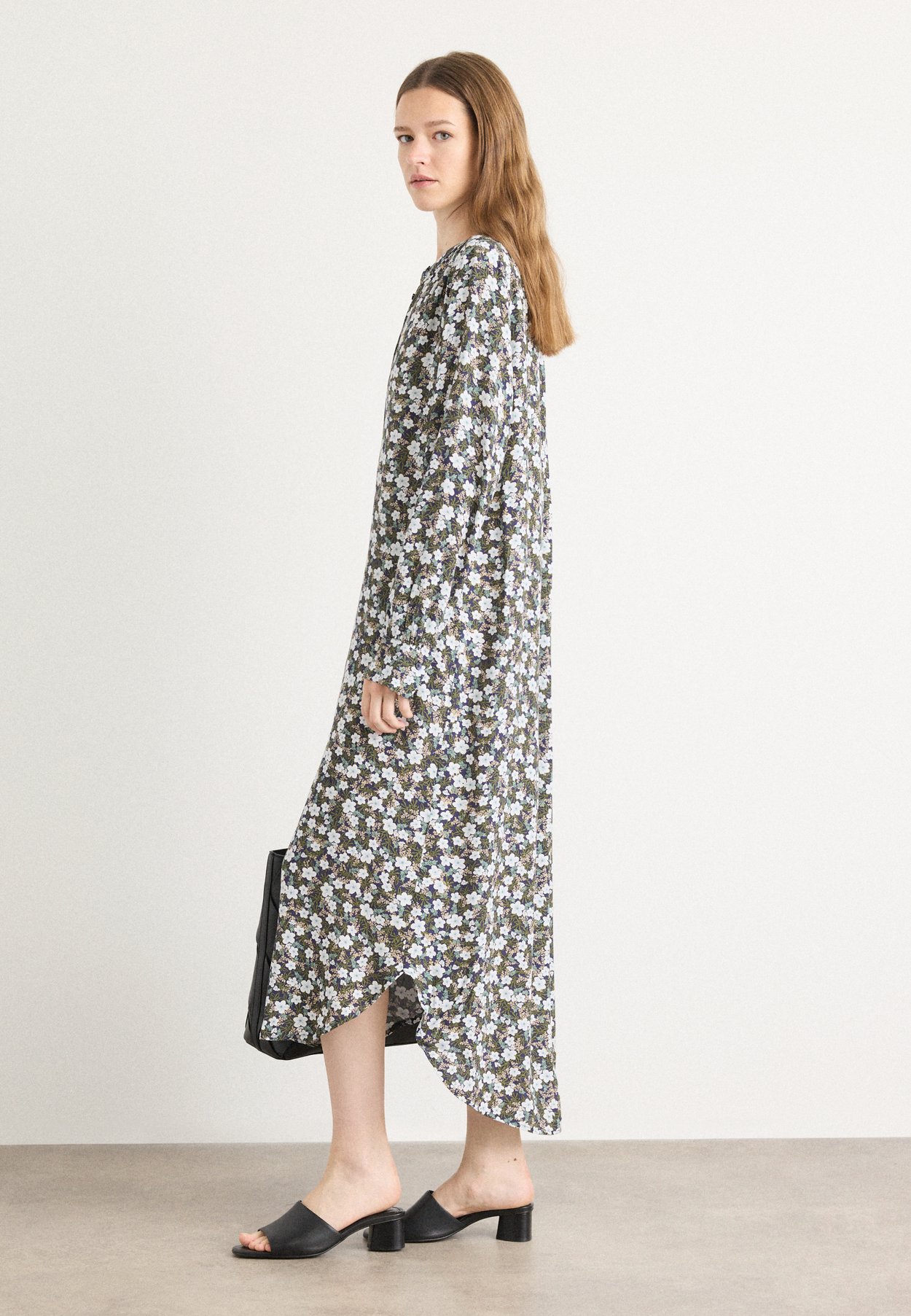FLORAL PRINT DRESS