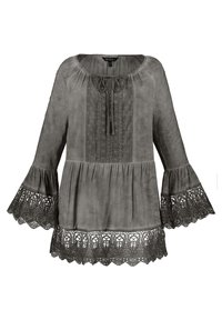 Langærmet grå bluse med blondedetaljer på manchetter og kant, samlet halsudskæring, frontpanel i blonder og snøre-lukning.