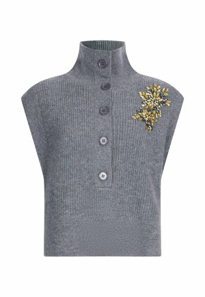 Top a coste grigio con colletto alto, quattro bottoni sul davanti e un'applicazione floreale composta da gemme gialle e trasparenti su un lato.