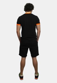 Sun68 T-shirt basic - nero/corallo