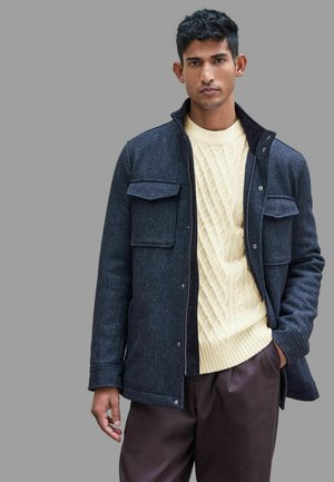 Kerge jope - charcoal grey donegal texture