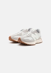 New Balance MS327 UNISEX - Tenisky - rain cloud
