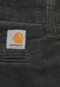 Carhartt WIP Kalhoty - dark green