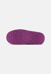 UGG TAZZ - Slippers - mangosteen