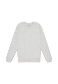 Sudadera gris hecha de una tela suave, con mangas largas, un cuello redondo y puños y dobladillo acanalados. Diseño simple, sin patrones adicionales.