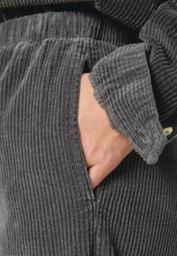 American Vintage Hlače - grigio