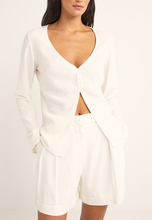 OCEAN - Shorts - white