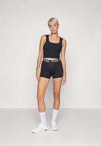 Casall EDGE CROP - Top - black