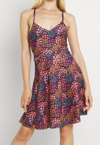 Trendyol Robe en jersey - multi-coloured