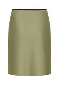 Jupe droite longueur genou couleur vert olive avec une ceinture élastique noire et une petite fente latérale.