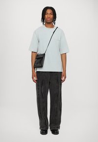Filling Pieces PINKY PROMISE UNISEX - Triko s potiskem - arona