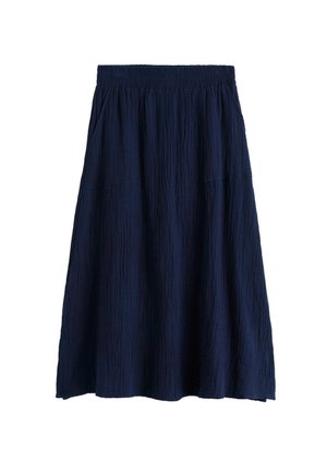 Jupe midi bleu marine avec taille élastique et tissu texturé, dotée de poches latérales et d'une silhouette évasée.