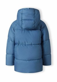 Blå puffjacka med huva, med ett quiltat mönster och elastiska ärmslut. Slät, vattenavvisande material med en lätt glansig yta.