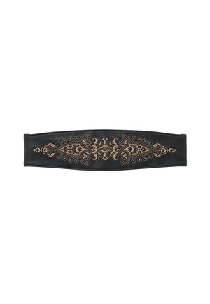 Cinturón de cuero negro con diseño simétrico de bordado floral y de paisley en marrón claro en el centro.