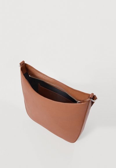 BY FAR SULI  - Handtasche - rust