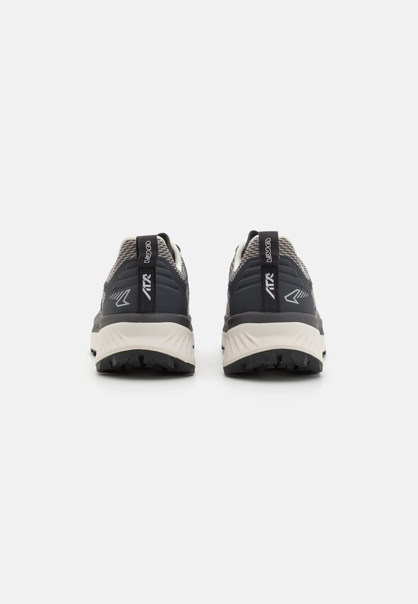 FORTUX GTX - Trail running shoes4