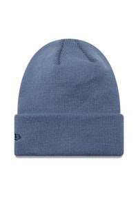 Beanie blu a maglia con risvolto. Realizzato in tessuto testurizzato con una finitura liscia, presenta dettagli di cucitura sottili sul lato.