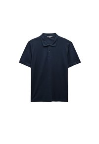 Navy blauwe polo shirt van gladde katoenen stof, met een traditionele kraag, korte mouwen en een placket met twee knopen.