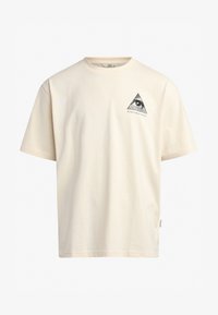 Unselected, white smoke