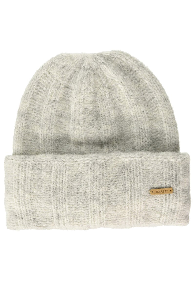 Béret tricoté gris clair avec un revers, texture en côtes verticales et une petite étiquette en métal sur le côté.