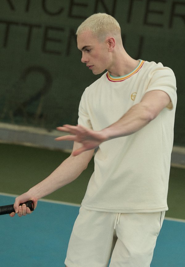 SLICE TEE - Basic T-shirt