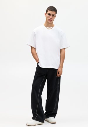 HEAVY WEIGHT SHORT SLEEVE  - Základné tričko - white