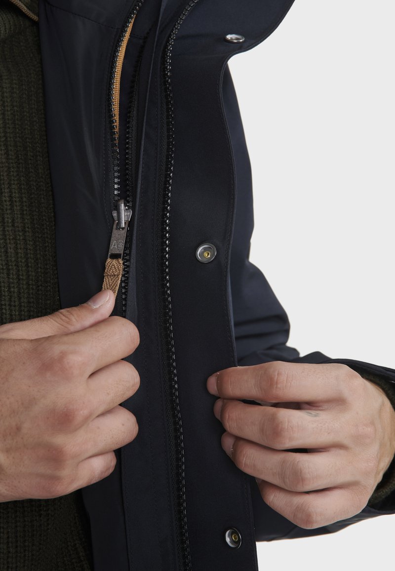 Blouson Aigle Homme – Noir – Taille S – Polyamide – Occasion