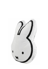 Cuscino in morbido peluche bianco a forma di coniglio, con dettagli di contorno neri per le orecchie e il volto. Texture liscia con bordi arrotondati.