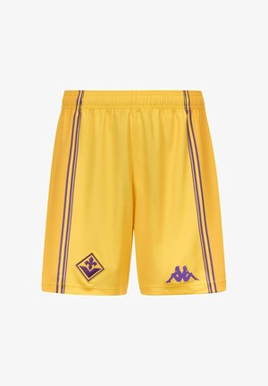 Short de sport jaune avec des rayures verticales violettes, une taille élastique et deux logos violets près de l'ourlet sur chaque jambe.