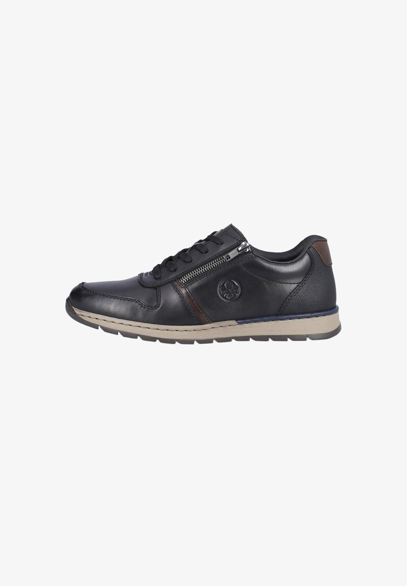 Sneaker in pelle nera con profilo basso, dotato di chiusura con lacci, cerniera laterale, dettagli color cammello e un tallone testurizzato. Suola leggera.
