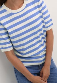 Kaffe T-shirt z nadrukiem