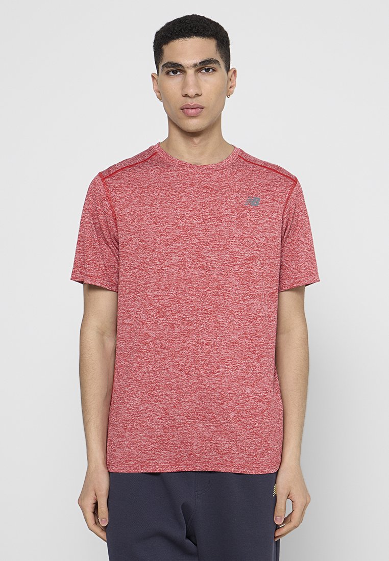 New Balance Sport T-shirt rood New Balance Sport T-shirt rood