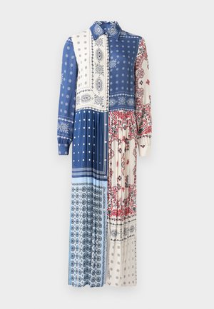 Rochie cu mânecă lungă, având un design patchwork cu modele albastre, albe și roșii, inclusiv paisley și buline. Guler cu nasturi.