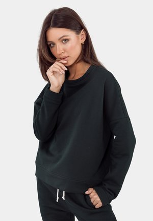 Collegepaita - black