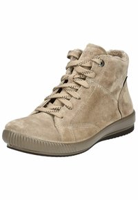 Beige enkelboots van suède, met een gestructureerd oppervlak, vetersluiting en rubberen zool met een ribbelrand.