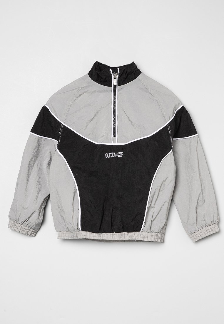 Nike Sportswear Lichte jas zwart Nike Sportswear Lichte jas zwart