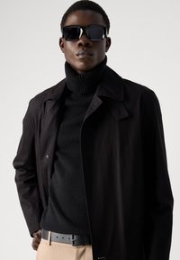 BOSS CLARK - Lietpaltis - black