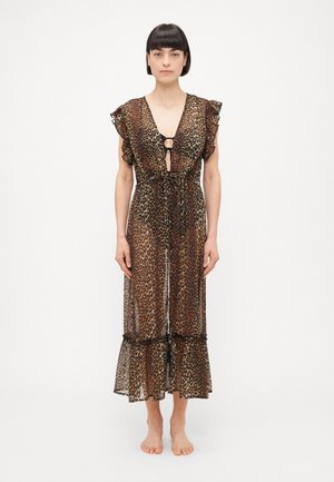Transparent leopardmönstrad klänning med volangärmar, knytmidja och utsvängd nederkant. Har en nyckelhålsdetalj fram.