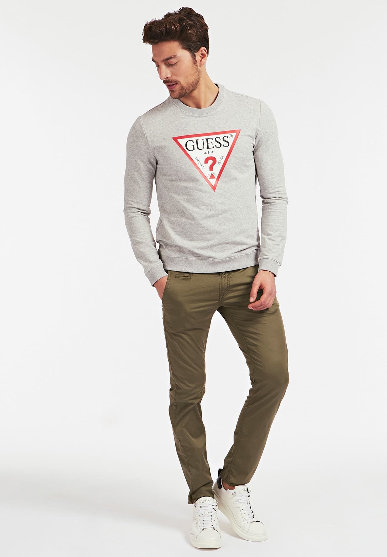Guess SWEATSHIRT LOGODREIECK - Sudadera - hellgrau/gris claro - Zalando.es