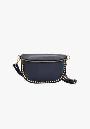 Sac en cuir marine à bandoulière avec des clous dorés, fermeture éclair et surface texturée. Comprend une sangle amovible pour plus de polyvalence.