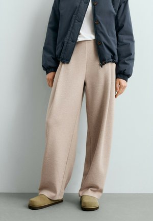 OYSHO, Pantalon classique - beige