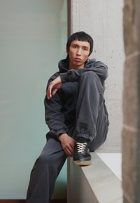 Han Kjøbenhavn HOODIE UNISEX - Felpa - ash grey