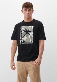 s.Oliver MIT FRONTPRINT - T-shirt z nadrukiem