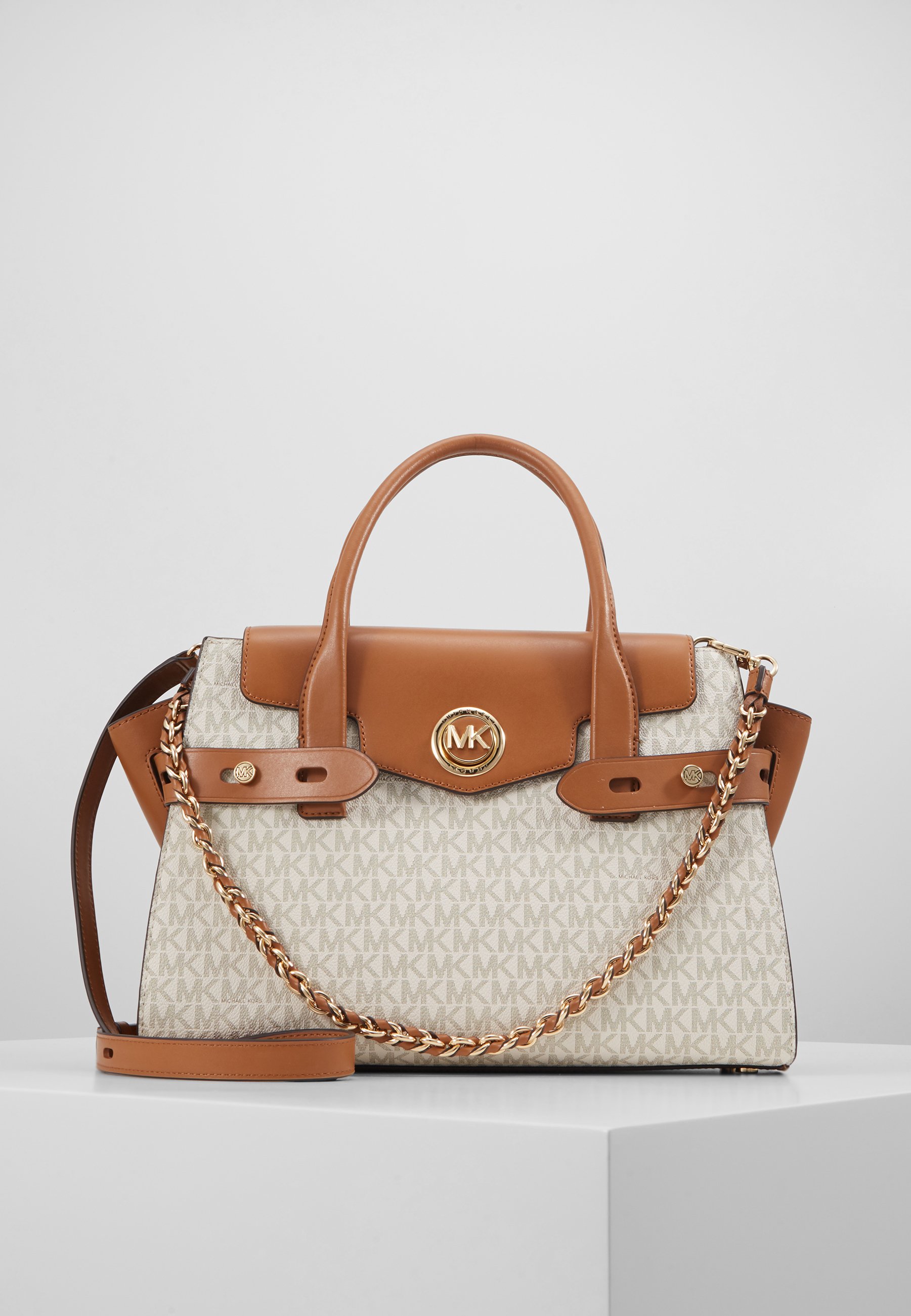 MICHAEL Michael Kors CARMEN FLAP BELTED SATCHEL Handväska MICHAEL Michael Kors SATCHEL Handväska moss Zalando.se