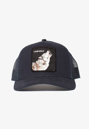 Gorra azul marino con parte trasera de malla, que presenta un parche bordado rectangular de un lobo aullador y el texto "LONE WOLF" encima.