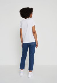 Levi's® LSE THE PERFECT TEE - T-shirt estampada - white