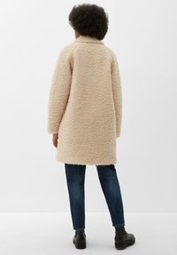 QS MIT REVERSKRAGEN - Mantel - beige