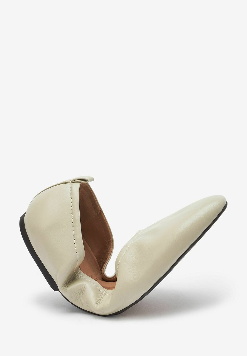 Damen Klassische Ballerinas | Next FOREVER COMFORT WITH MOTION FLEX SOFT faltbarer Ballerina green/khaki - BZ18781 Damen Klassische Ballerinas | Next FOREVER COMFORT WITH MOTION FLEX SOFT faltbarer Ballerina green/khaki - BZ18781