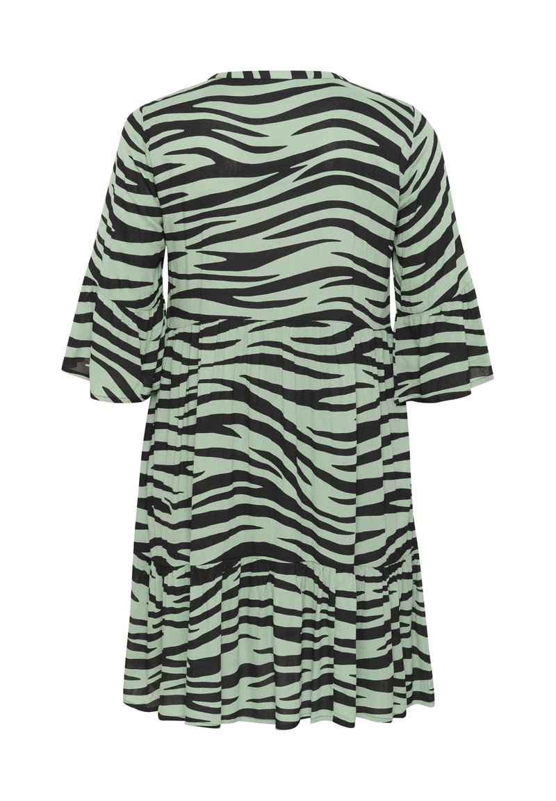 Kaffe Curve KCLEANE AMBER - Day dress - green black animal/green -  Zalando.ie