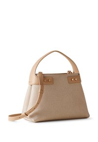 Borsa a mano beige testurizzata con design strutturato, inserti in pelle, manico arrotolato e tracolla regolabile. Dettagli in oro.